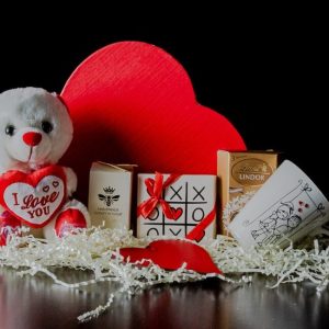 Sweetheart Suprise Hamper